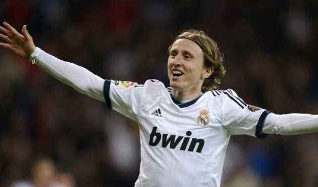 热火双星56分拯救希罗，布克24+9+9难救主，太阳无缘20分大逆转