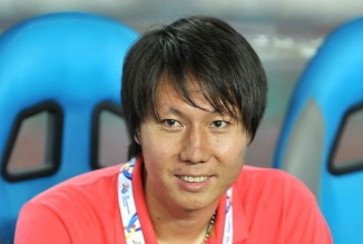 迫后撤于是