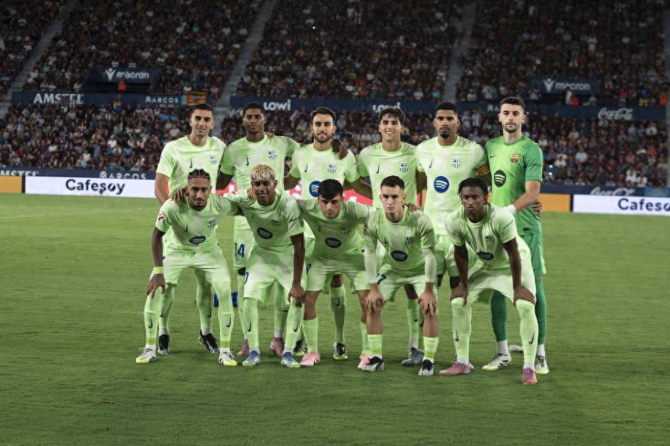 [德甲]法兰克福门将再送大礼 内布尔补射破门